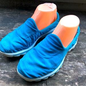 Skechers GOwalk 2 Women’s Aqua Blue Super Sock Sneakers Size 8.5